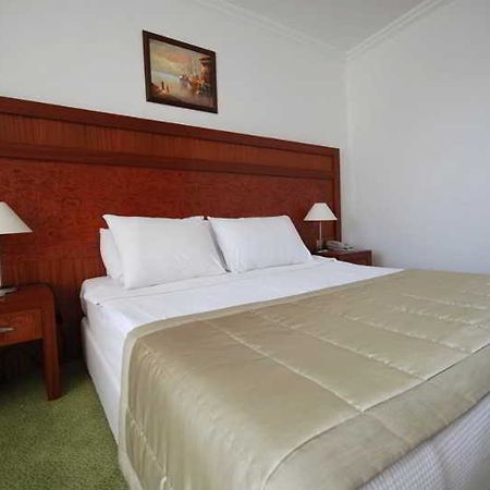 Cesme Palace Resort Exterior photo